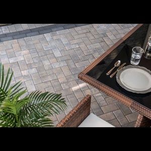 Meet your Posher, Adrian